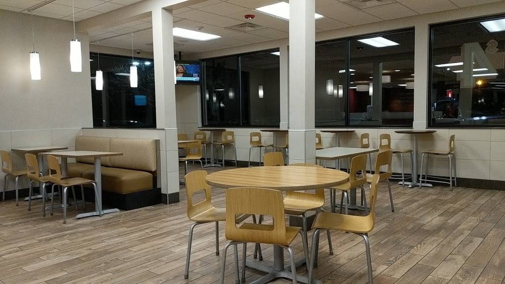 Wendys | restaurant | 128 Cedar St, Milford, MA 01757, USA | 5084785118 OR +1 508-478-5118