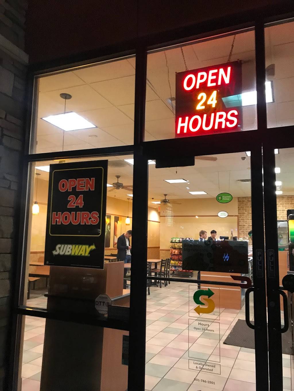 Subway | meal takeaway | 3300 S State St Bldg B S, Salt Lake City, UT 84115, USA | 8017461501 OR +1 801-746-1501