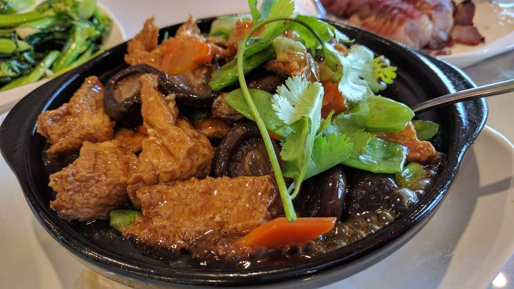 Hong Kong Alleys Kitchen | restaurant | 10625 E Colonial Dr, Orlando, FL 32817, USA | 4079690886 OR +1 407-969-0886