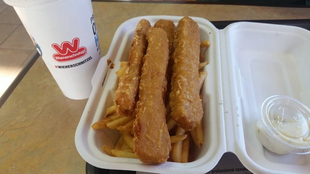 Wienerschnitzel | restaurant | 801 W Valley Blvd, Colton, CA 92324, USA | 9093703543 OR +1 909-370-3543