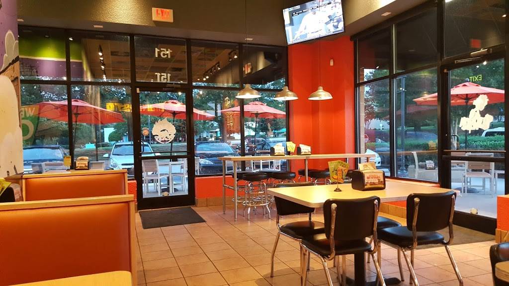 Tijuana Flats | restaurant | 151 SE Cary Pkwy, Cary, NC 27511, USA | 9194686328 OR +1 919-468-6328
