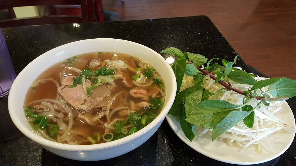 House of Pho | restaurant | 20500 Hesperian Blvd, Hayward, CA 94541, USA | 5105783533 OR +1 510-578-3533