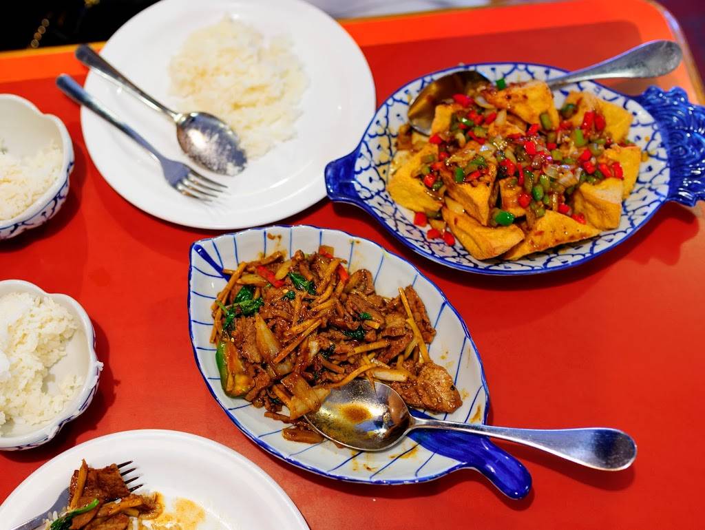 Bangkok House Restaurant | restaurant | 438 S Cherry Ln, Fort Worth, TX 76108, USA | 8172460236 OR +1 817-246-0236