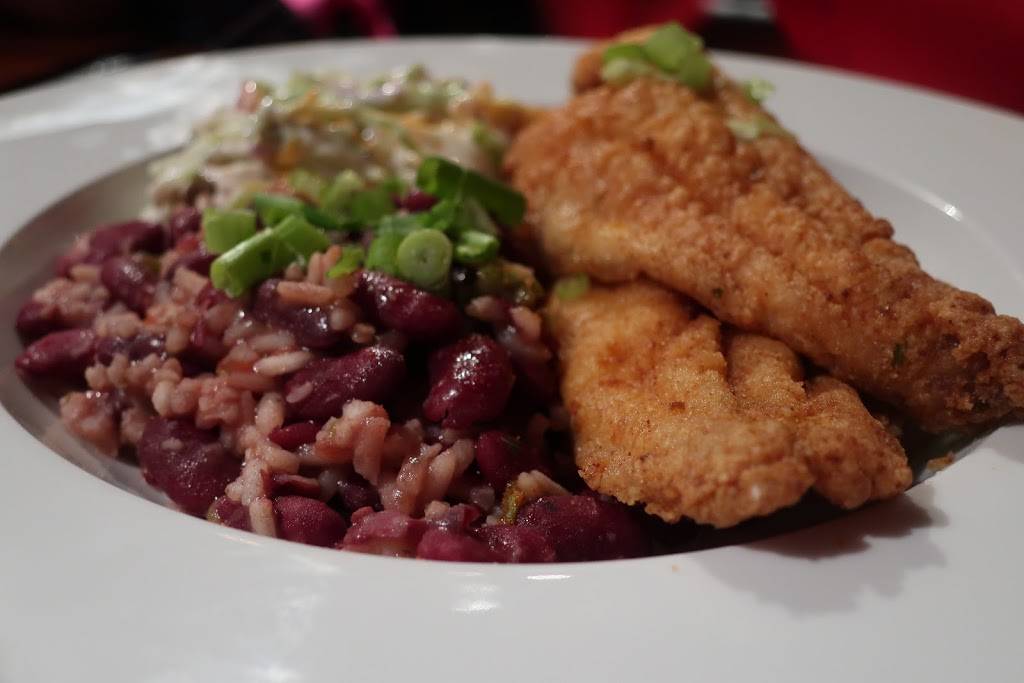 DrinkHaus Supper Club | restaurant | 820 W Jackson Blvd, Chicago, IL 60607, USA | 8722162349 OR +1 872-216-2349