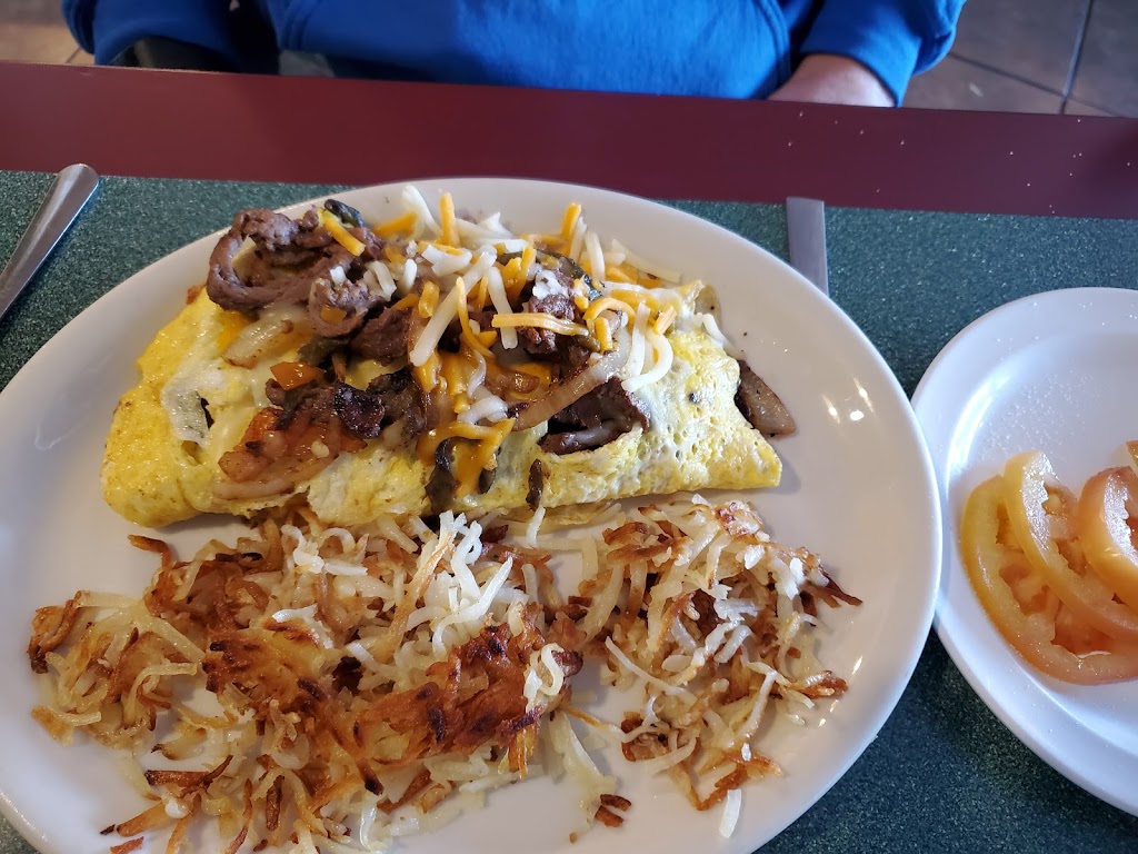 Carlitos Cafe | restaurant | 517 Main St, Woodward, OK 73801, USA | 5802542883 OR +1 580-254-2883