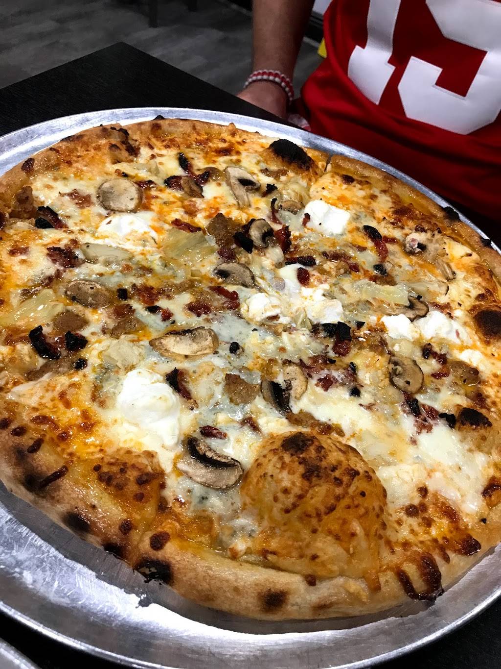 1000 Degrees Pizza Salad Wings | restaurant | 11194 Spring Hill Dr, Spring Hill, FL 34609, USA | 3525565807 OR +1 352-556-5807