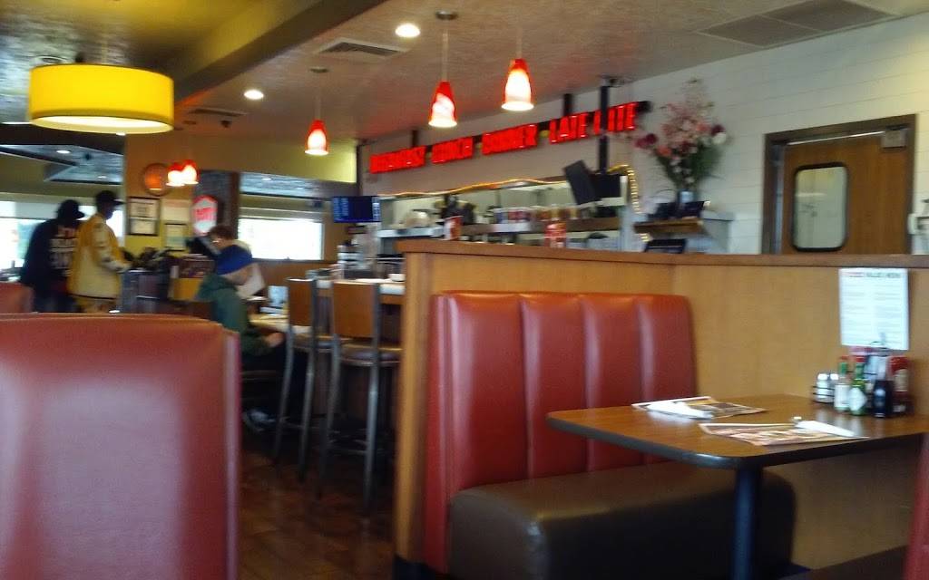 Dennys | restaurant | 10428 SE Stark St, Portland, OR 97216, USA | 5032548460 OR +1 503-254-8460