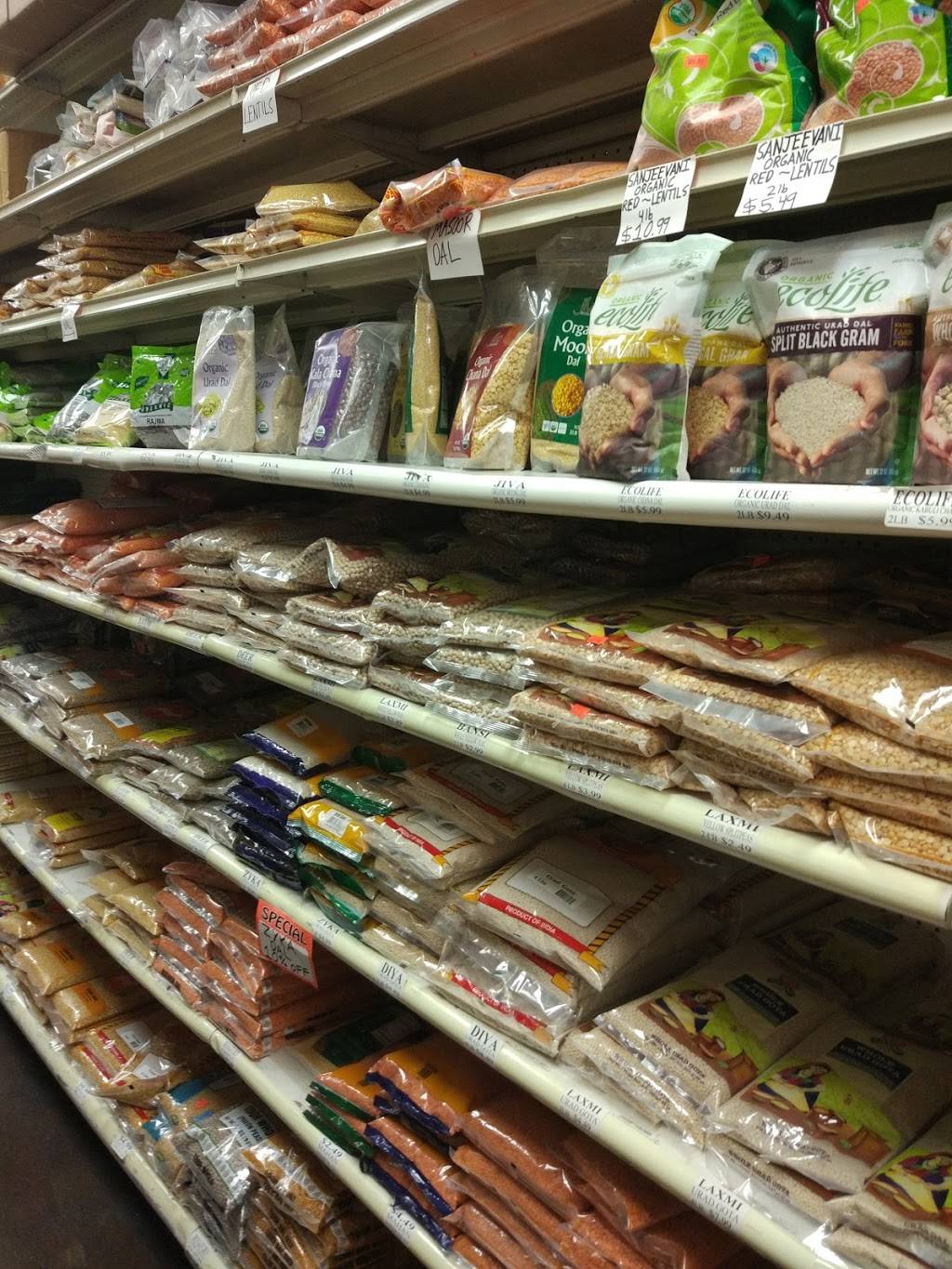 Ninas Indian & British Groceries | restaurant | 23542 El Toro Rd, Lake Forest, CA 92630, USA | 9495832789 OR +1 949-583-2789