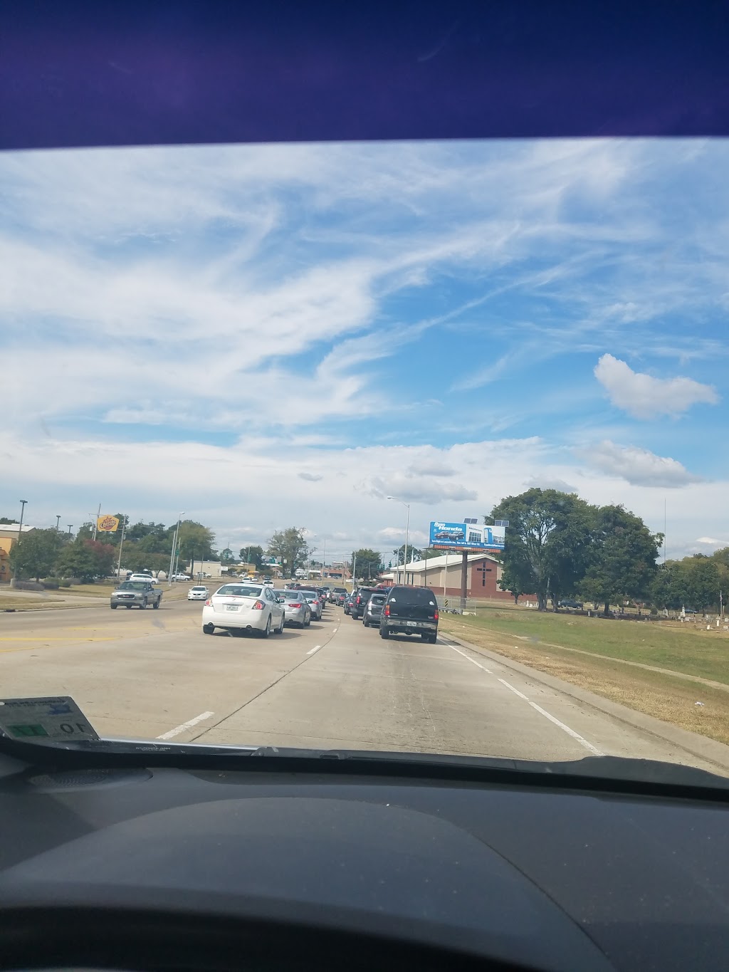 Churchs Chicken | restaurant | 1690 Desiard St, Monroe, LA 71201, USA | 3183876785 OR +1 318-387-6785