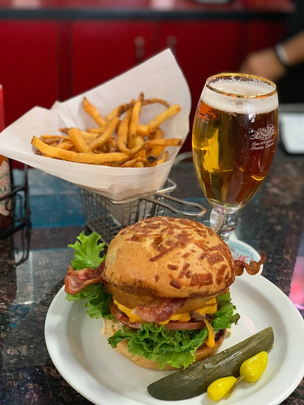 Tonys Burgers | restaurant | 35903 Date Palm Dr, Cathedral City, CA 92234, USA | 7608327794 OR +1 760-832-7794