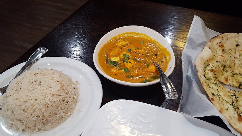 India Clay Oven | restaurant | 228 W Hospitality Ln, San Bernardino, CA 92408, USA | 9098900090 OR +1 909-890-0090