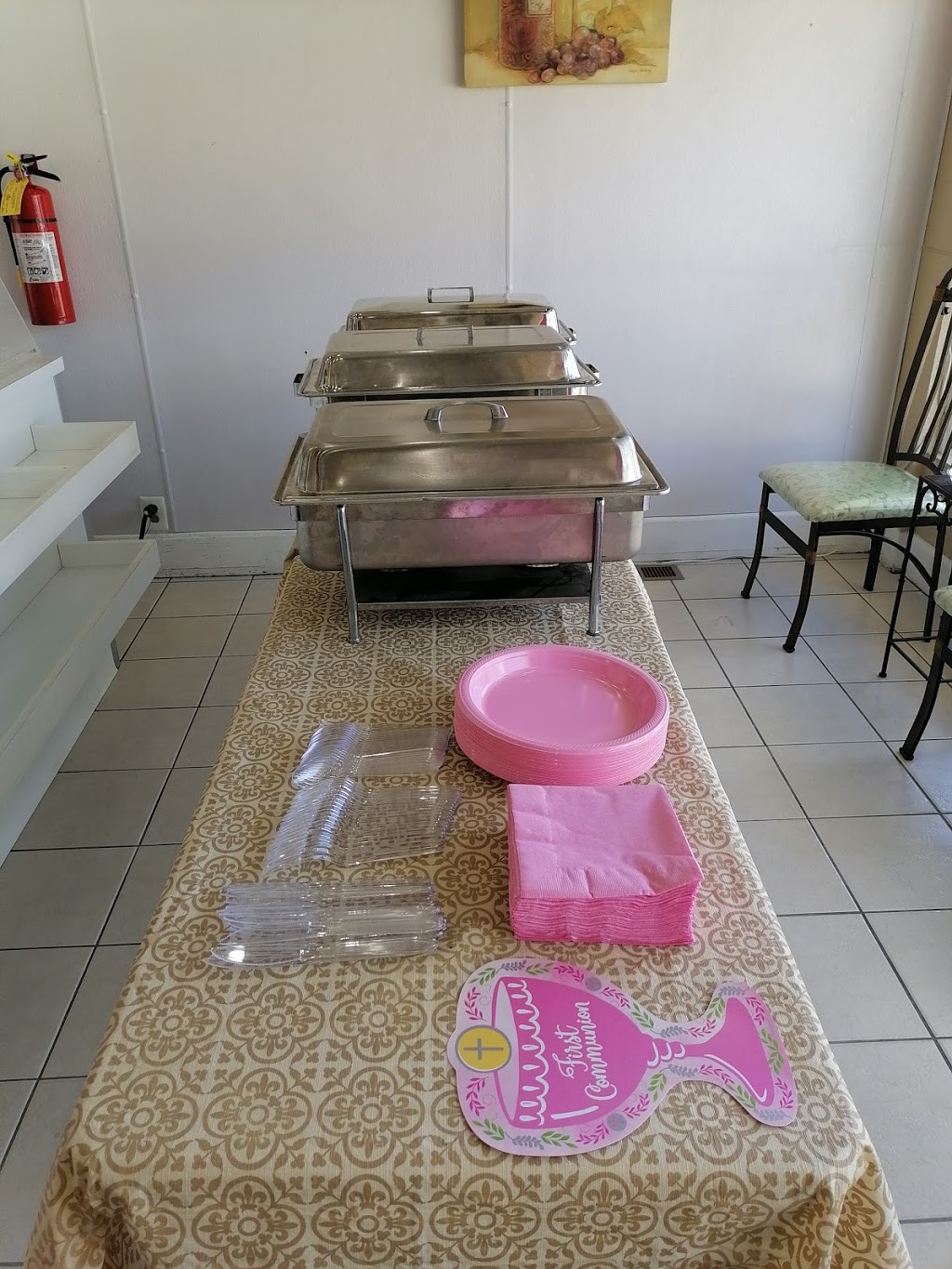 Vinnies Italian Eatery | restaurant | 7660 Auburn Rd, Utica, MI 48317, USA | 5862512519 OR +1 586-251-2519