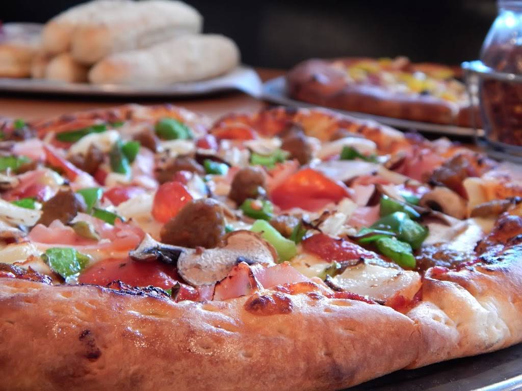 Pisanellos Pizza | meal delivery | 110 N Main St, Mt Pleasant, MI 48858, USA | 9897739906 OR +1 989-773-9906