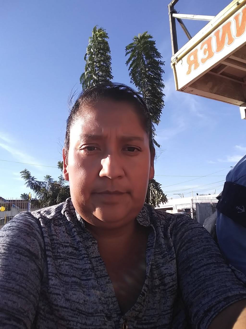 Toms Burgers | restaurant | 4182 S Vermont Ave, Los Angeles, CA 90037, USA | 3232341775 OR +1 323-234-1775