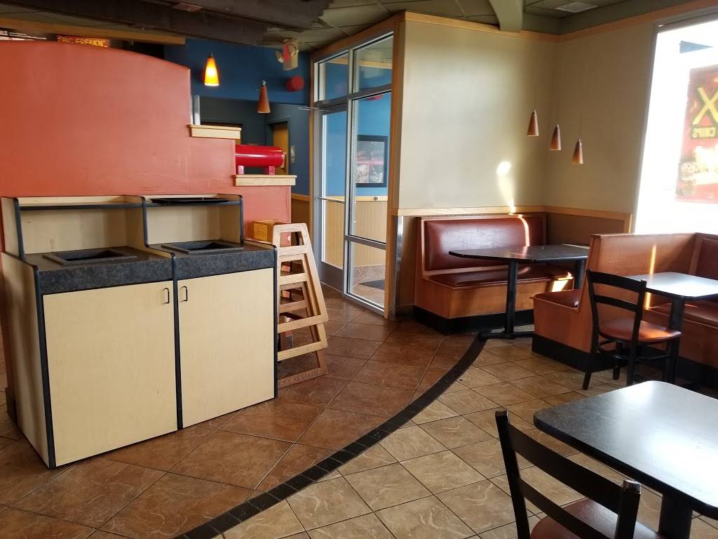 Taco Bueno | restaurant | 10932 Stadium Dr, Kansas City, KS 66111, USA | 9133281025 OR +1 913-328-1025