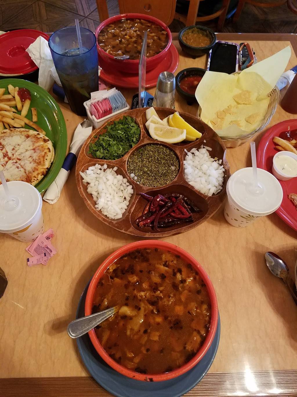 Las Glorias Grill | restaurant | 7835 N 19th Ave, Phoenix, AZ 85021, USA | 6029448457 OR +1 602-944-8457