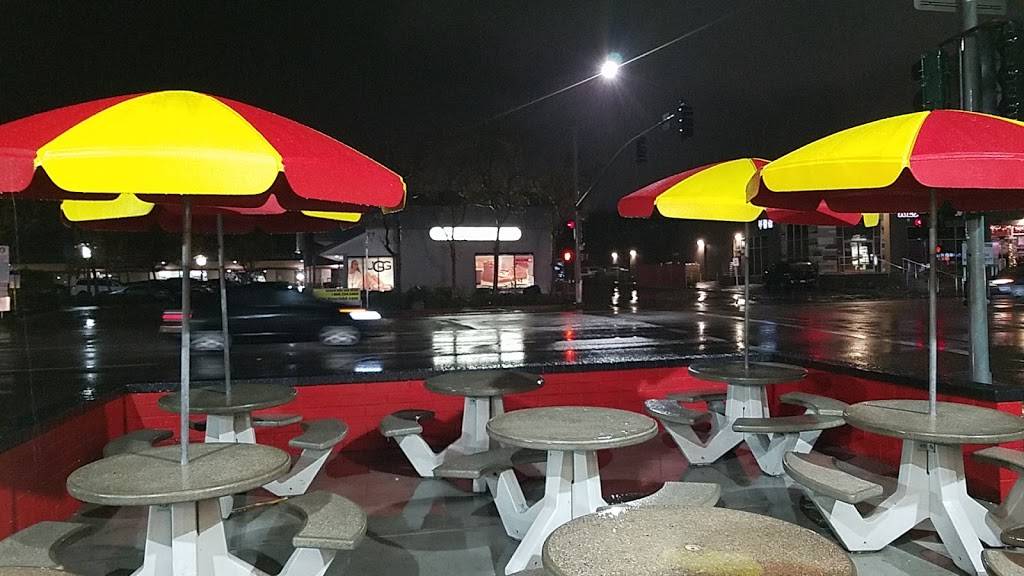 Wienerschnitzel | restaurant | 4393 Convoy St, San Diego, CA 92111, USA | 8582770882 OR +1 858-277-0882