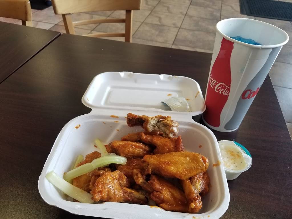 Americas Best Wings | restaurant | 2863 Alabama Ave SE, Washington, DC 20020, USA | 2025759464 OR +1 202-575-9464