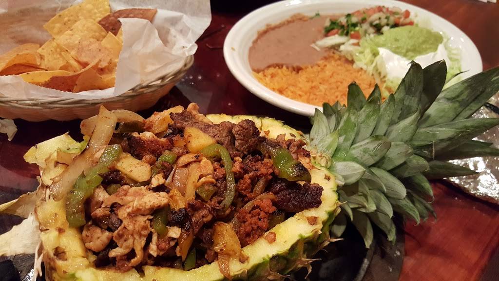 Puerto Vallarta Restaurant | restaurant | 508 S Tillotson Ave, Muncie, IN 47304, USA | 7652885825 OR +1 765-288-5825