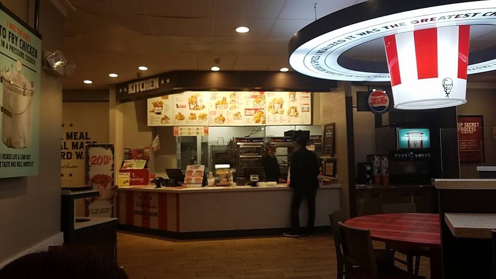 KFC | restaurant | 3780 Bee Ridge Rd, Sarasota, FL 34233, USA | 9419254535 OR +1 941-925-4535