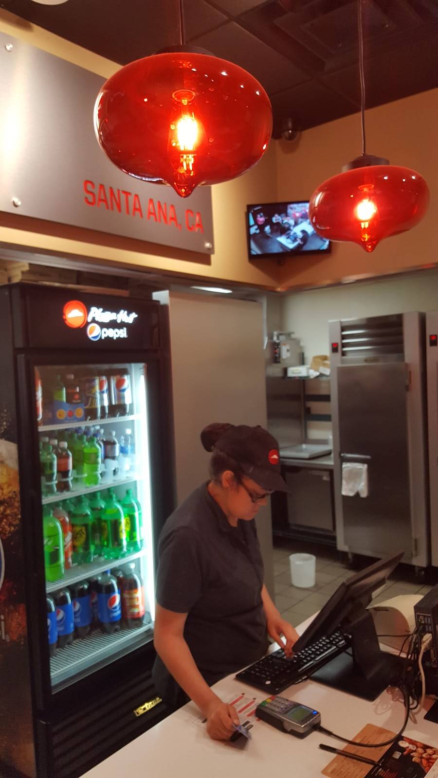 Pizza Hut | restaurant | 1714 E McFadden Ave Suite O, Santa Ana, CA 92705, USA | 7144800740 OR +1 714-480-0740