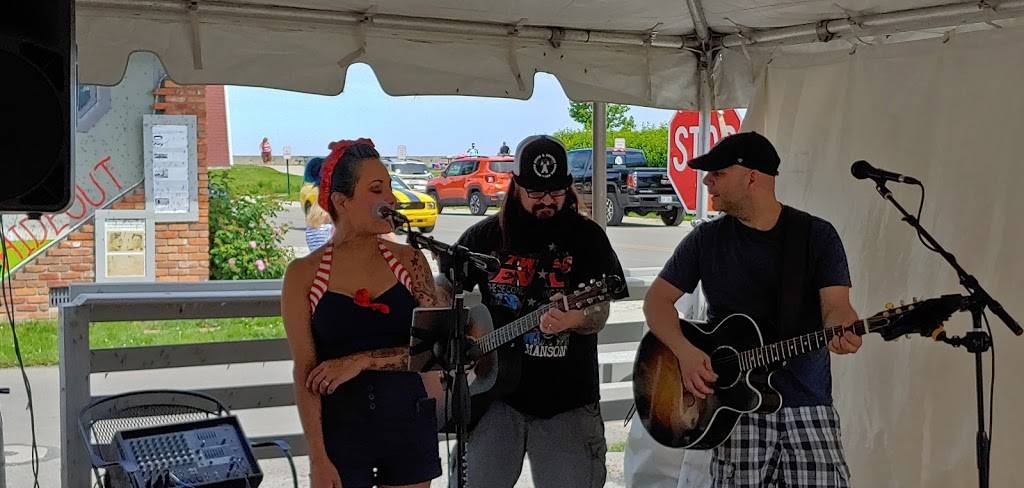 Luna Pier Beach Cafe | cafe | 4380 Luna Pier Rd, Luna Pier, MI 48157, USA | 7343177711 OR +1 734-317-7711