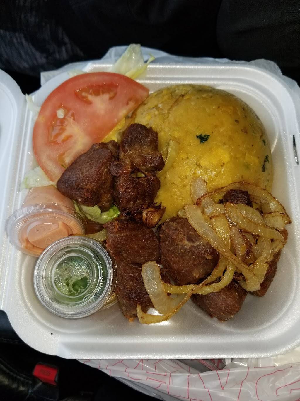 Mr. Mofongo | restaurant | 6203 Edgewater Dr, Orlando, FL 32810, USA | 4077154385 OR +1 407-715-4385