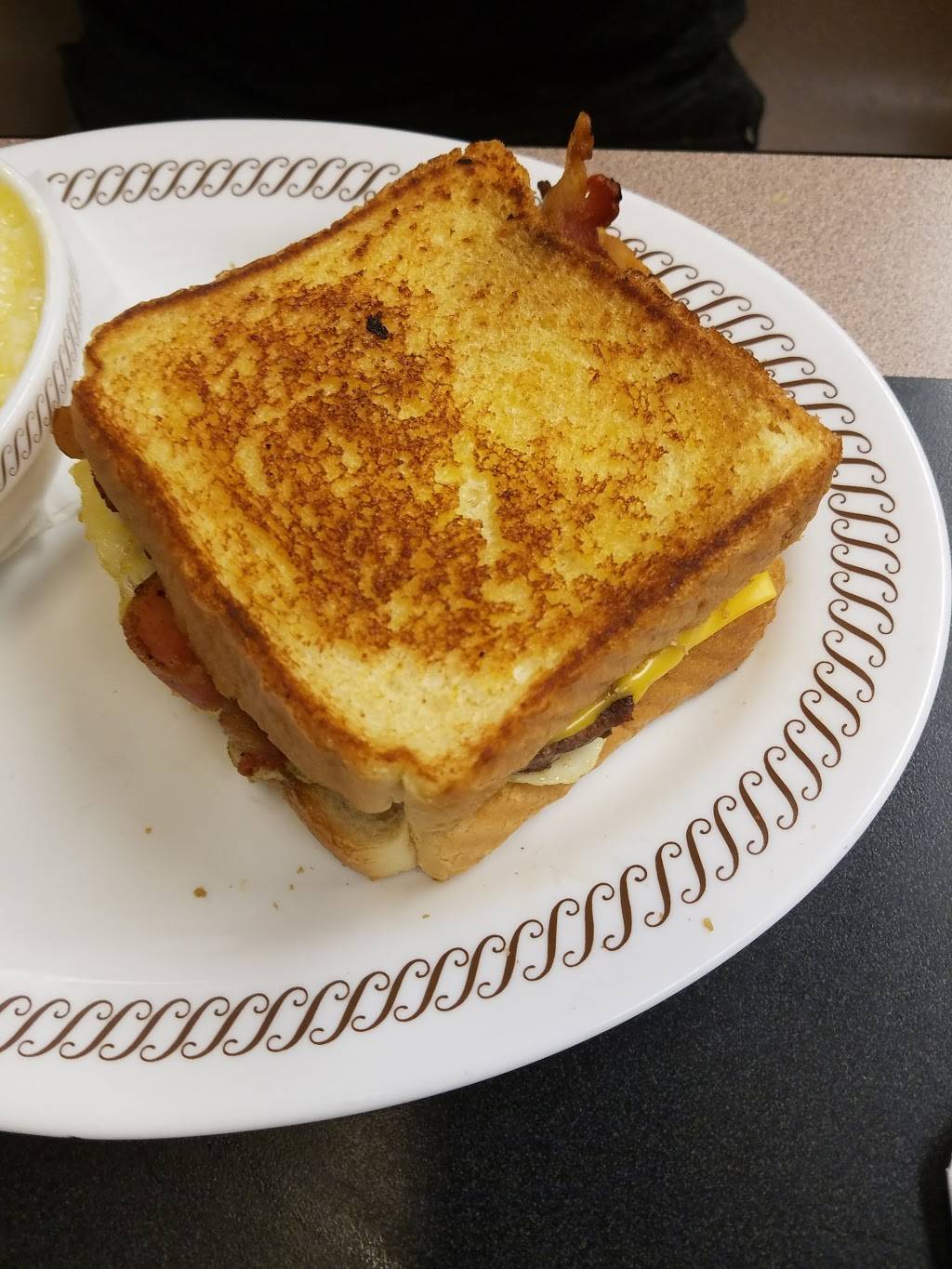 Waffle House | meal takeaway | 2523 W Kingshighway, Paragould, AR 72450, USA | 8702150627 OR +1 870-215-0627