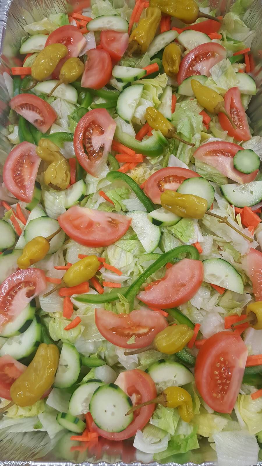 Luichis Hot Dogs | restaurant | 603 Montague St, Rockford, IL 61102, USA | 8159975271 OR +1 815-997-5271