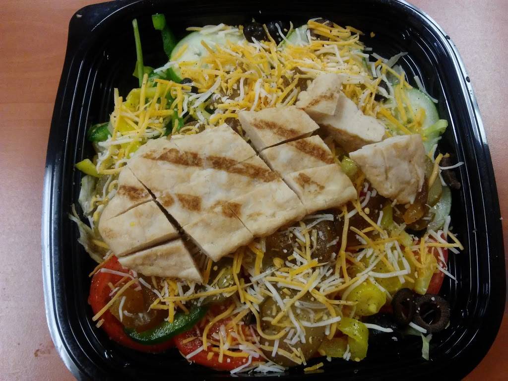 Subway | restaurant | 15375 SW Warfield Blvd, Indiantown, FL 34956, USA | 7725974600 OR +1 772-597-4600