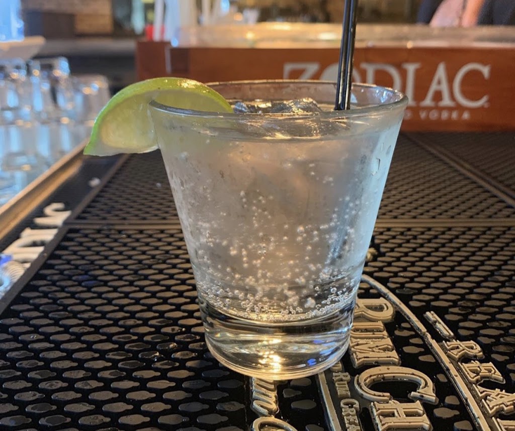 Braseross Restaurant and Bar | restaurant | 18200 SW 147th Ave, Miami, FL 33187, USA | 7865819096 OR +1 786-581-9096