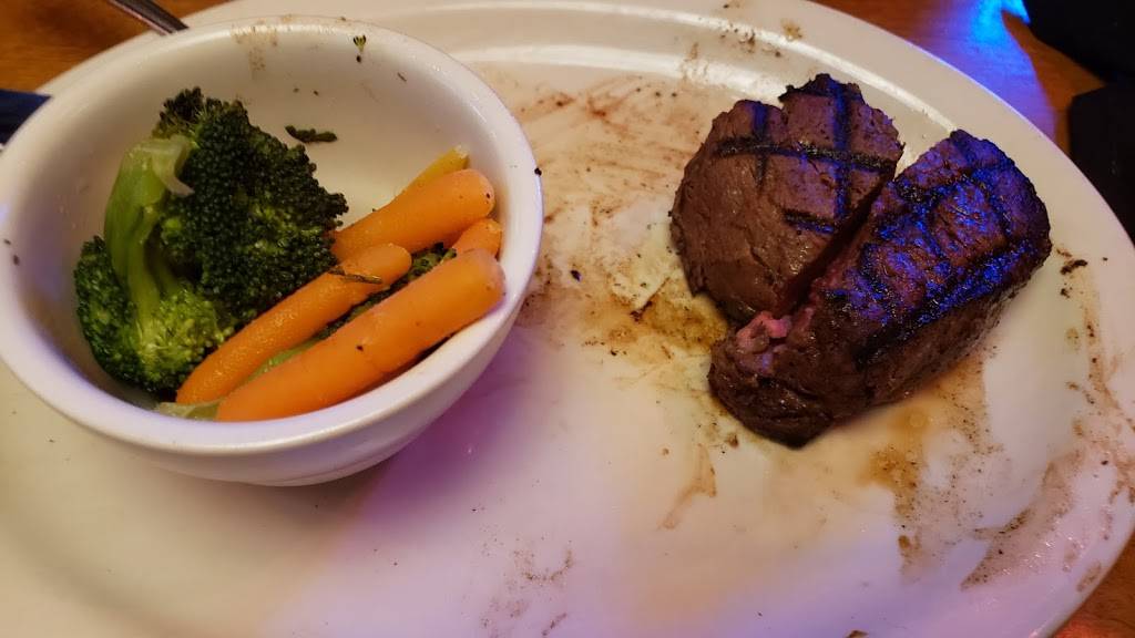 Texas Roadhouse | restaurant | 4140 Miller Rd, Flint, MI 48507, USA | 8107324116 OR +1 810-732-4116