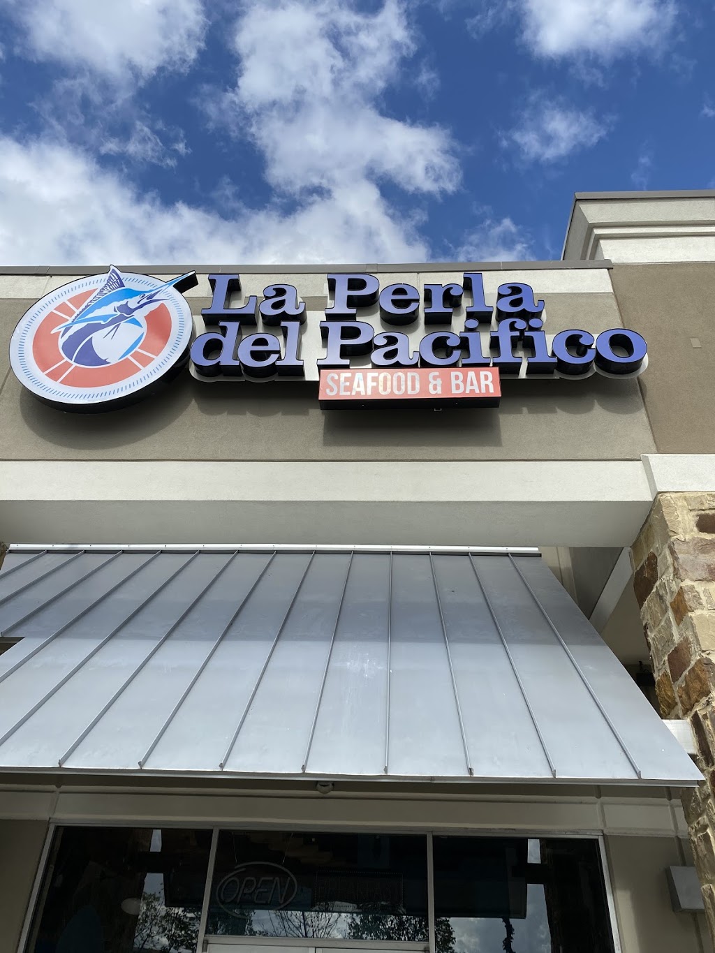 La Perla del Pacífico | restaurant | 8603 TX-151 Suite 204, San Antonio, TX 78245, USA | 2103141517 OR +1 210-314-1517