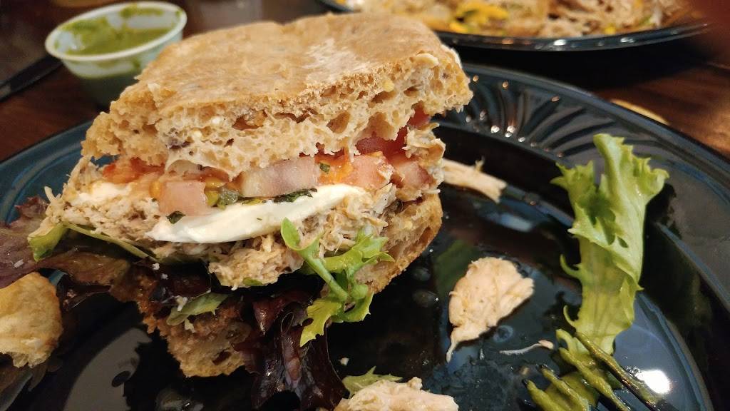 Chicken Shak | restaurant | 1215, 75 Main St, Reisterstown, MD 21136, USA | 4108338800 OR +1 410-833-8800