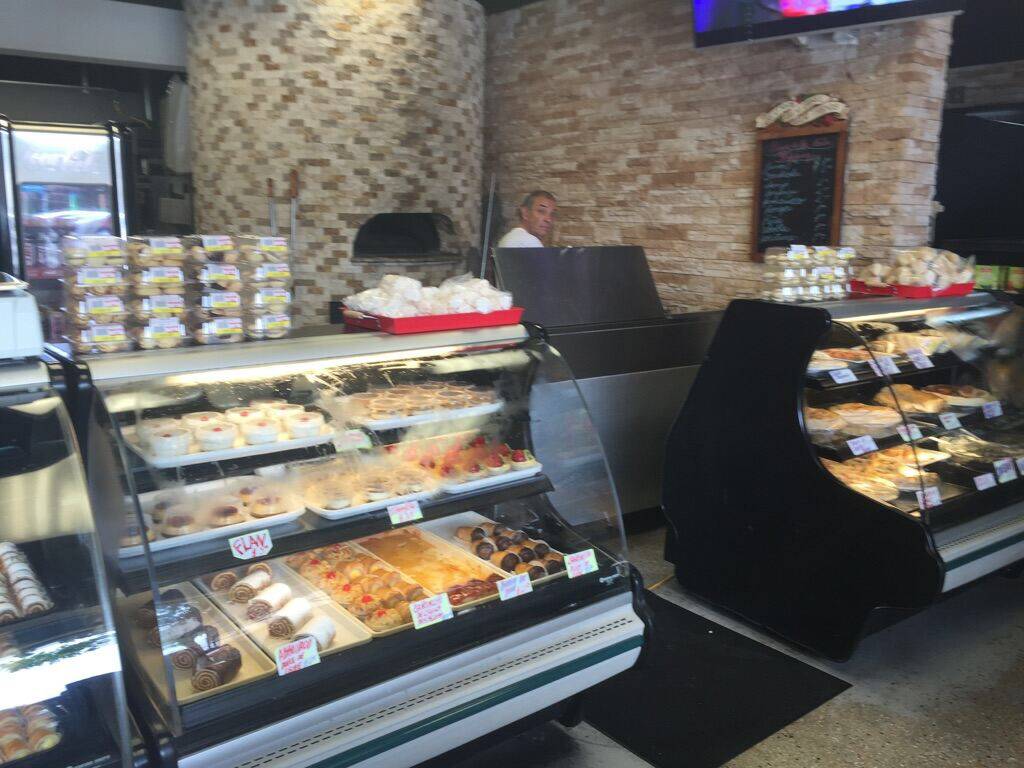 El Gauchito | restaurant | 4315 NW 7th St #25, Miami, FL 33126, USA | 3054474651 OR +1 305-447-4651