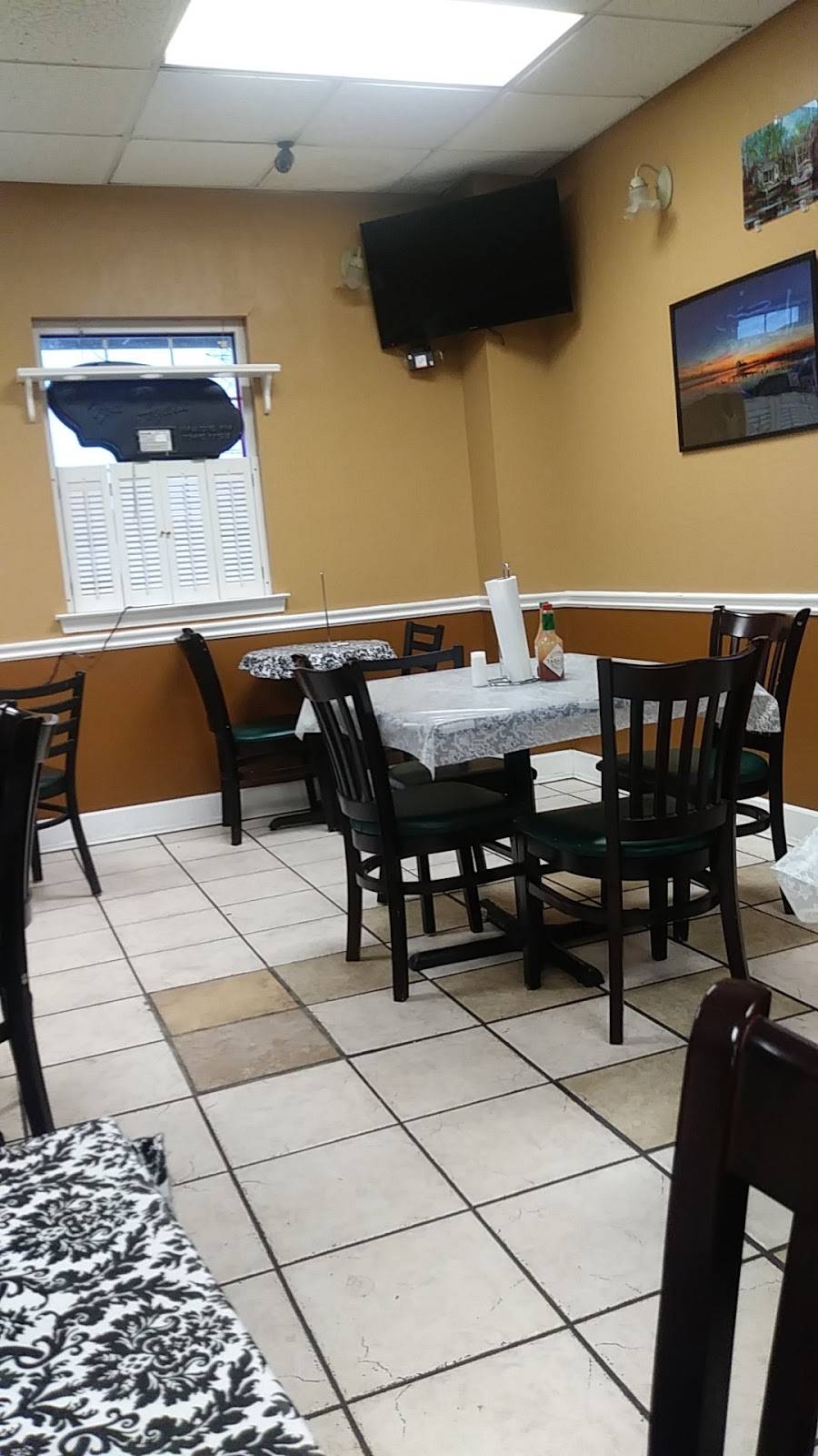 Clays Café | restaurant | Laplace, LA 70068, USA | 9853596848 OR +1 985-359-6848