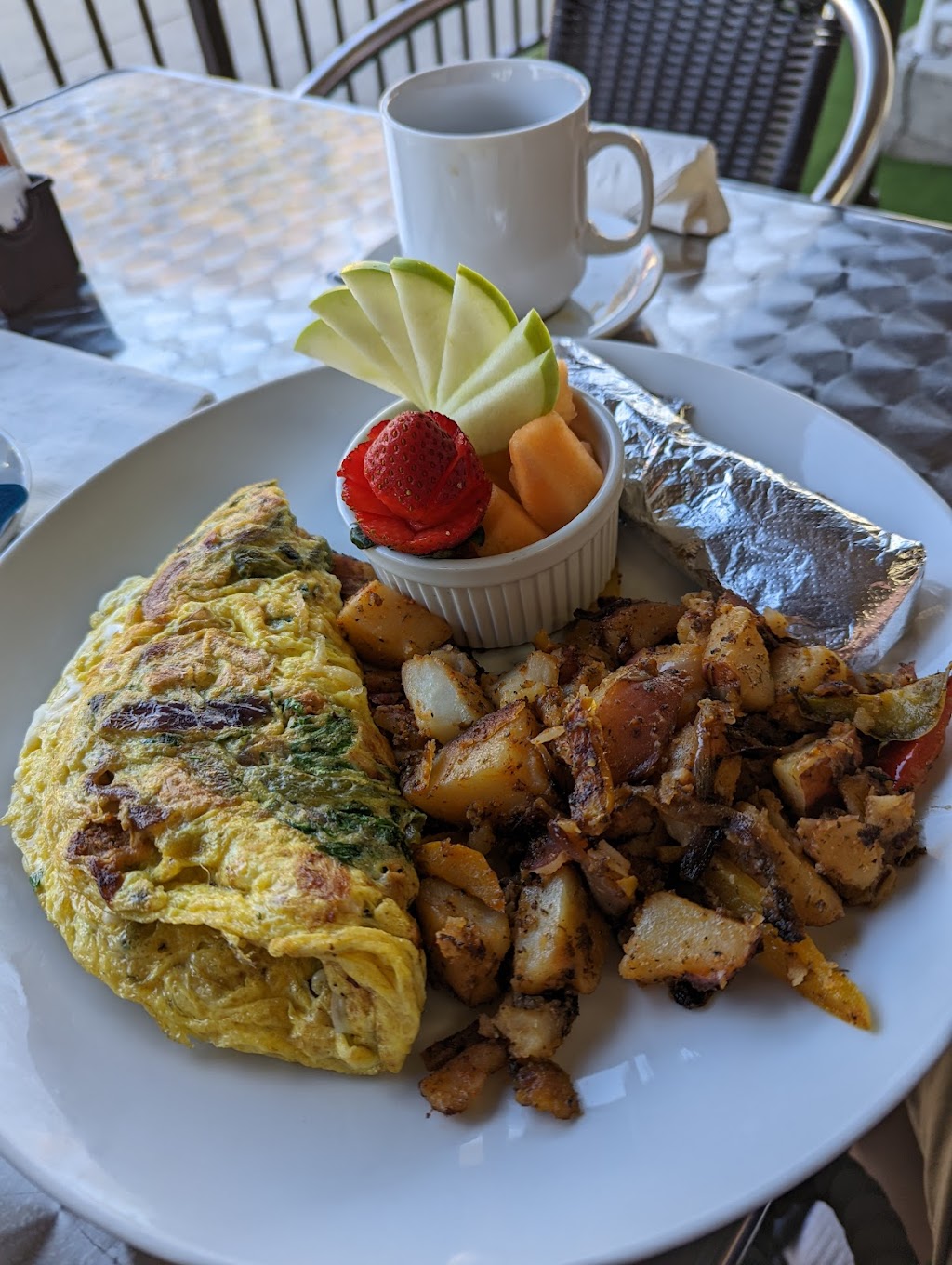 Rosabellas Cafe & Bakery | restaurant | 2705 E Thompson Blvd, Ventura, CA 93003, USA | 8059471955 OR +1 805-947-1955