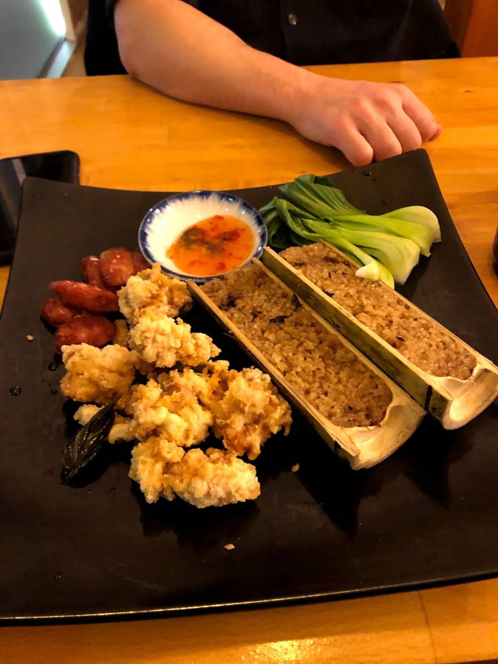 Chings Kitchen | restaurant | 641 Somerset St W, Ottawa, ON K1R 5K3, Canada | 6132336888 OR +1 613-233-6888