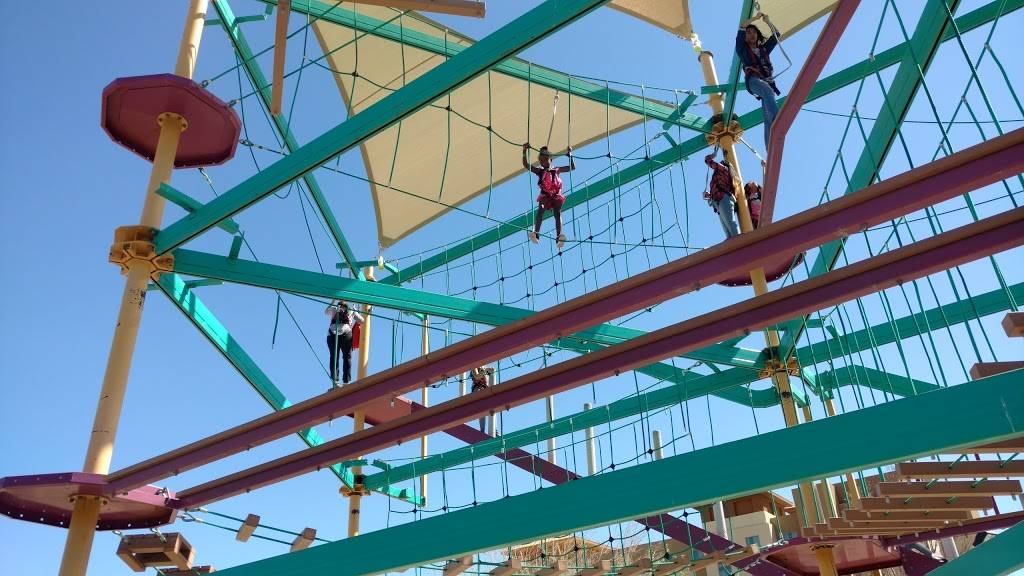 Mulligan Family Fun Center | restaurant | 525 W Ave P-4, Palmdale, CA 93551, USA | 6612731407 OR +1 661-273-1407