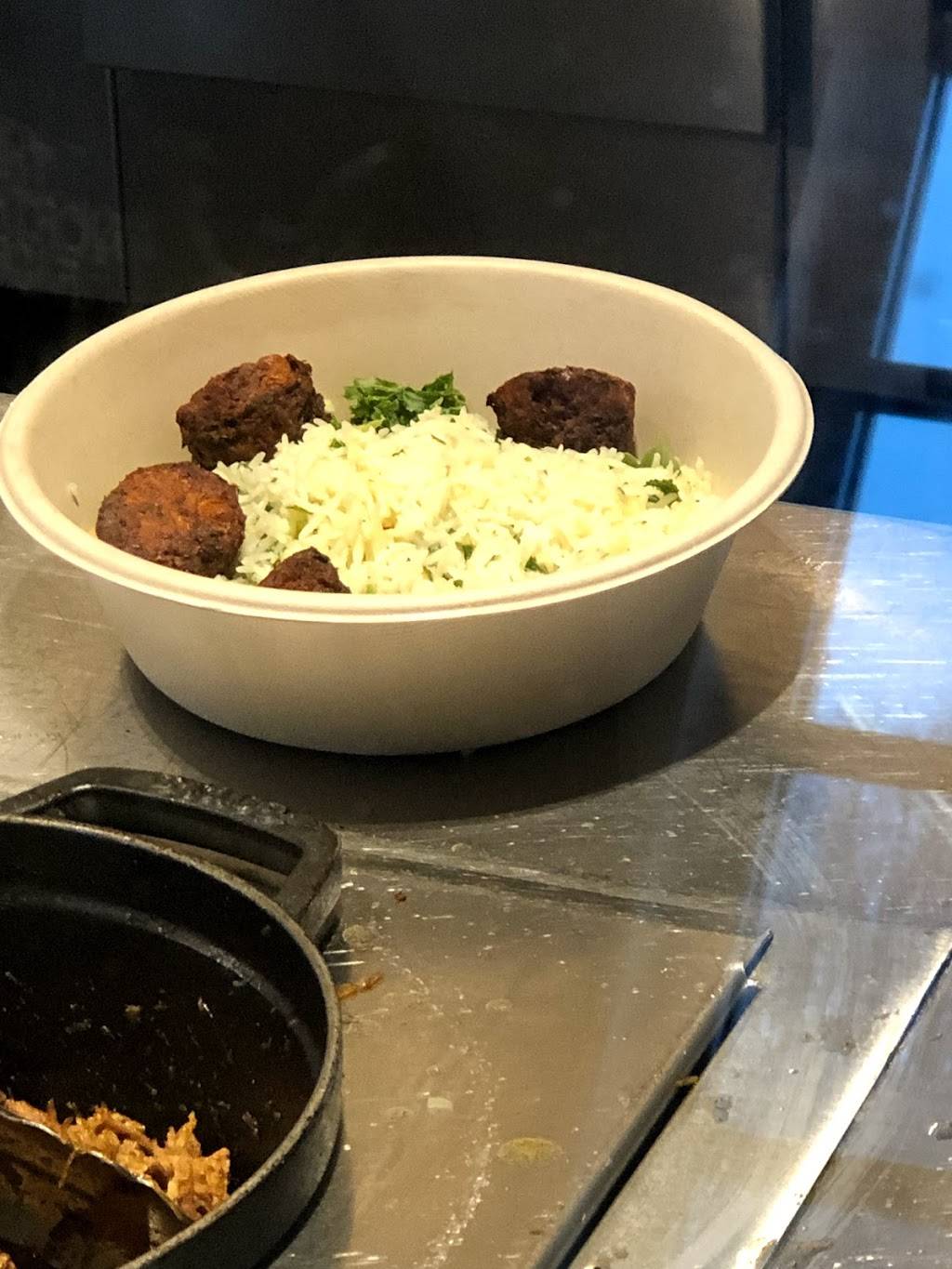 CAVA | restaurant | 21475 Epicerie Plaza Suite 160, Sterling, VA 20164, USA | 7032865060 OR +1 703-286-5060