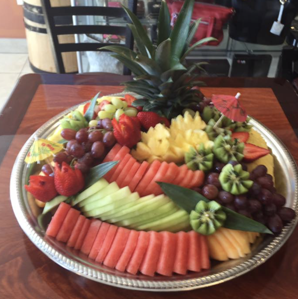 Marys Paleteria Y Neveria | restaurant | 2 N White Rd, San Jose, CA 95127, USA | 4084935671 OR +1 408-493-5671