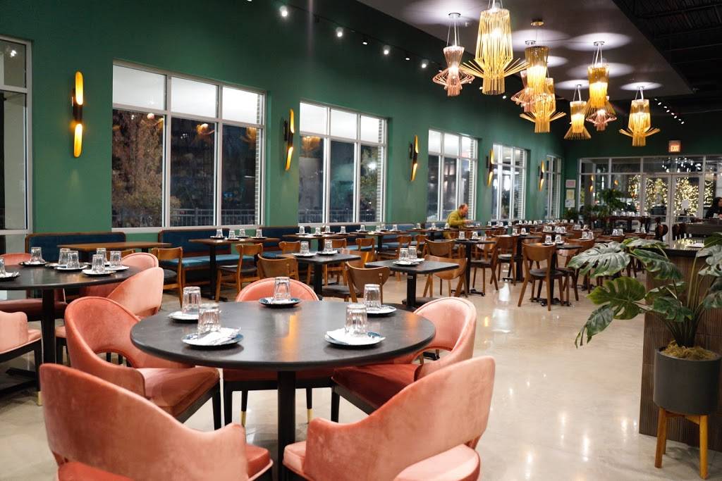 Chom Chom Vietnamese Kitchen | restaurant | 2390 Chamblee Tucker Rd Ste 101, Chamblee, GA 30341, USA | 4703753190 OR +1 470-375-3190