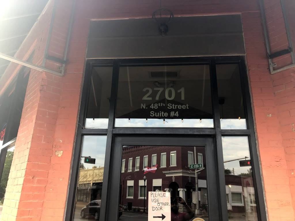 Ramos Pizza | restaurant | 2701 N 48th St, Lincoln, NE 68504, USA | 4024835050 OR +1 402-483-5050