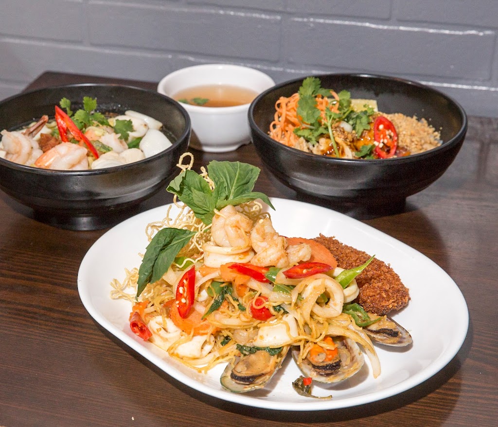 Aroy Dee Thai Kitchen | restaurant | 20 John St, New York, NY 10038, USA | 2125289922 OR +1 212-528-9922