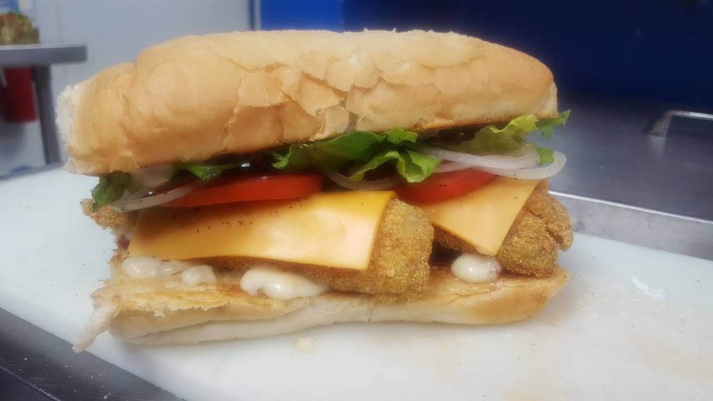 Blue Sharks | restaurant | 5149 Sauk Trail, Richton Park, IL 60471, USA | 7087477662 OR +1 708-747-7662