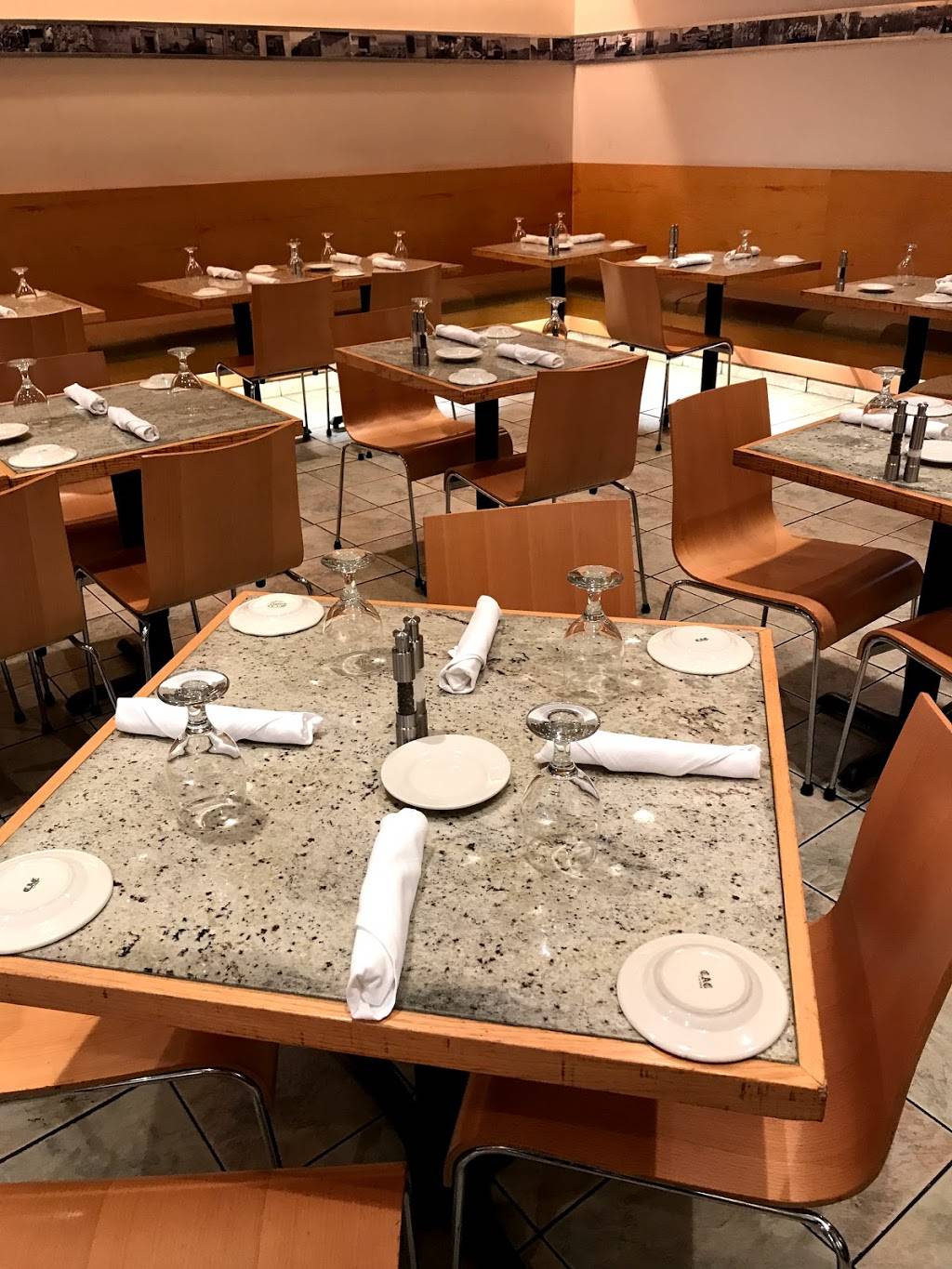 Pasta Vera | restaurant | 48 Greenwich Ave, Greenwich, CT 06830, USA | 2036619705 OR +1 203-661-9705