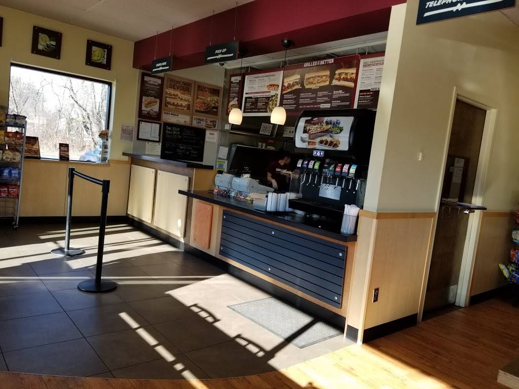 DAngelo Grilled Sandwiches | restaurant | 516 John Fitch Hwy, Fitchburg, MA 01420, USA | 9783439471 OR +1 978-343-9471