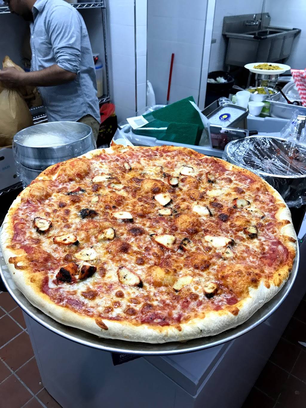 Finest Food House | restaurant | 1075a Liberty Ave, Brooklyn, NY 11208, USA | 7187087611 OR +1 718-708-7611