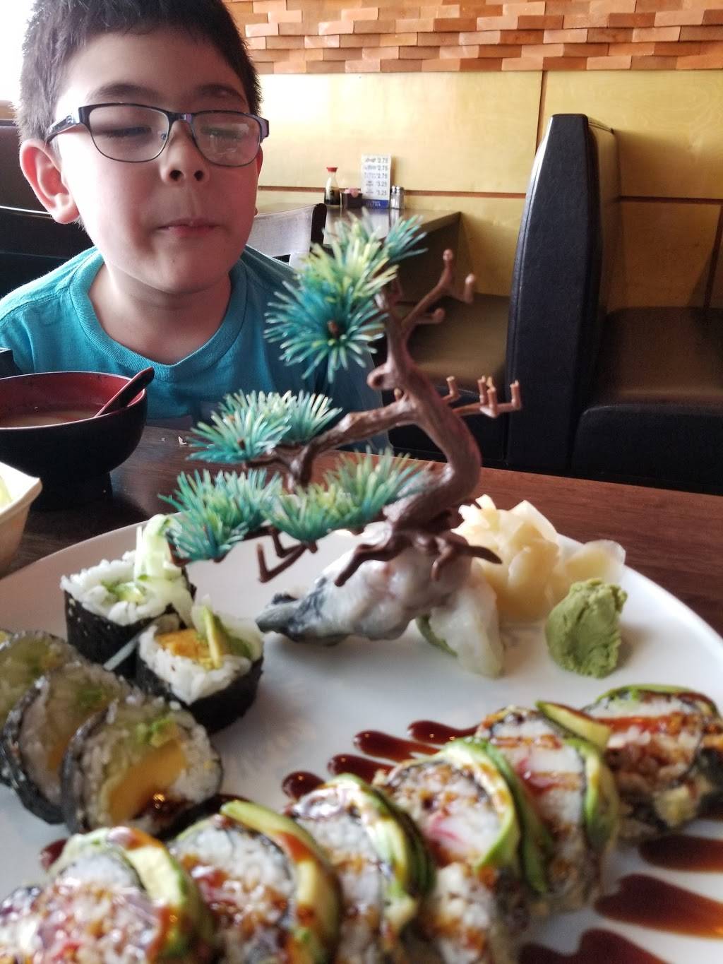 Tokyo Habachi & Sushi | restaurant | 1519 E Tipton St, Seymour, IN 47274, USA | 8125230888 OR +1 812-523-0888