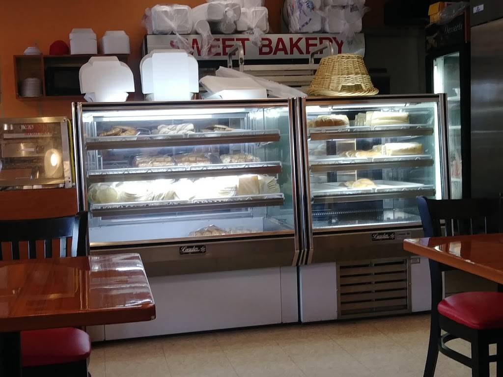 Sweet Bakery Cafeteria | bakery | 1467 N Krome Ave, Homestead, FL 33030, USA | 3052420717 OR +1 305-242-0717